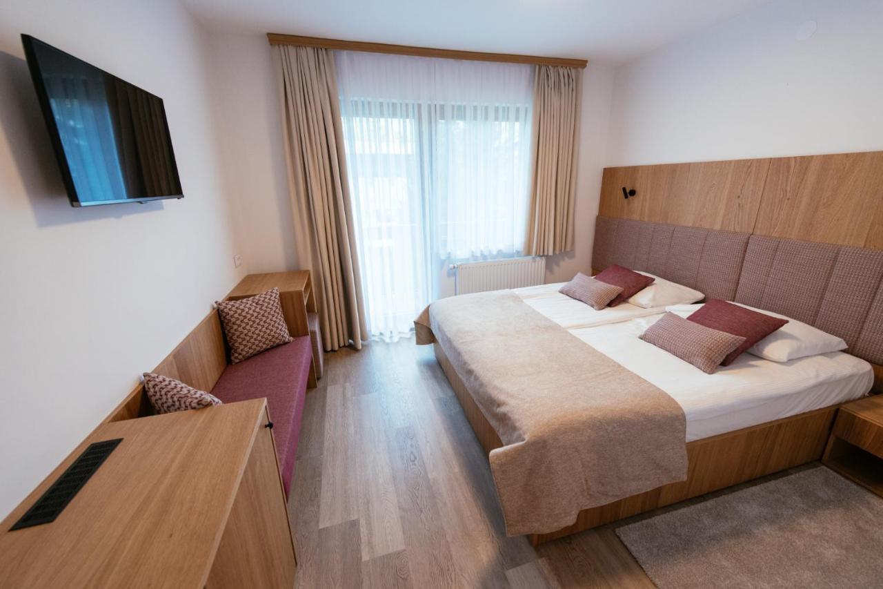 Penzion Livada Kranjska Gora Esterno foto