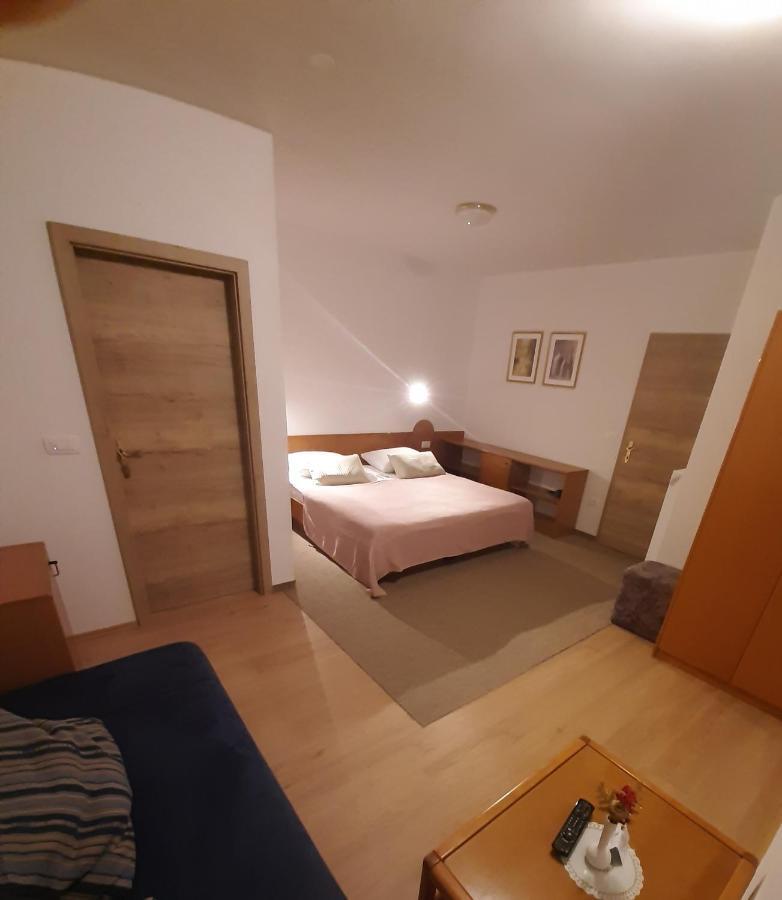 Penzion Livada Kranjska Gora Esterno foto